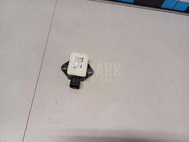 Датчик ускорения