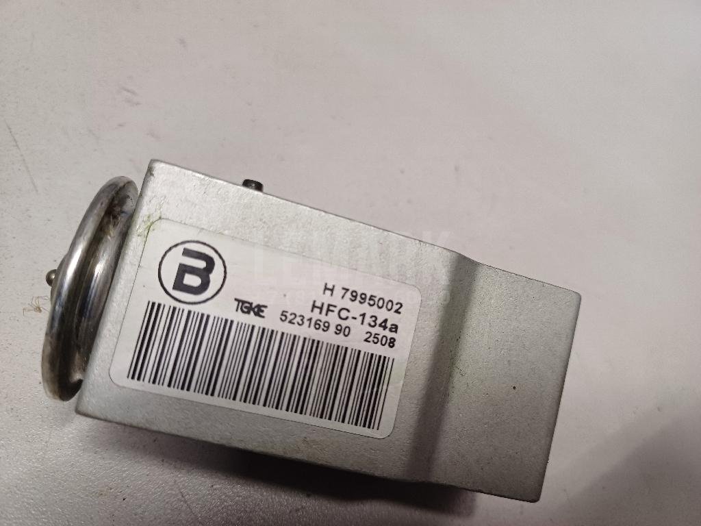 Клапан кондиционера