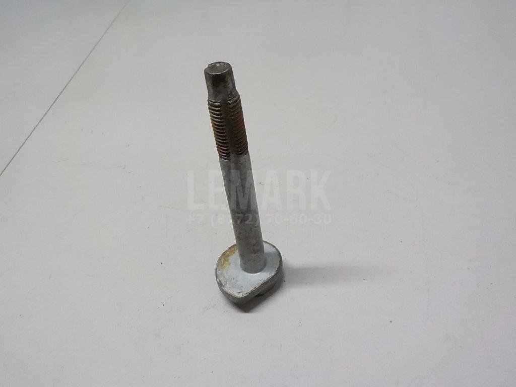 Болт развала задних колес