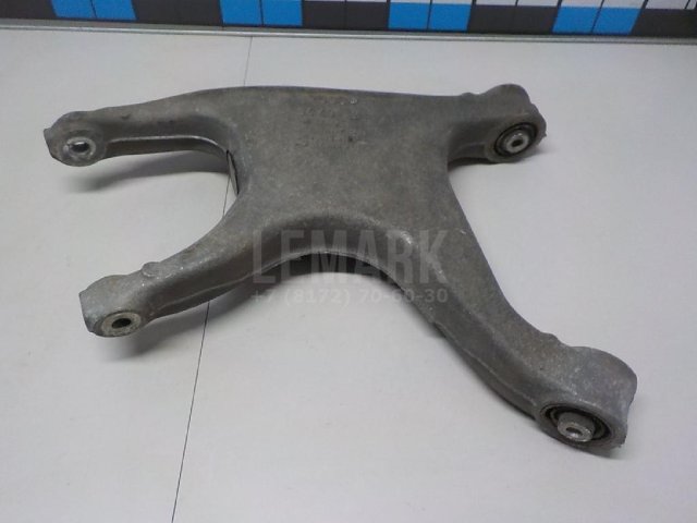 Рычаг задний нижний левый
