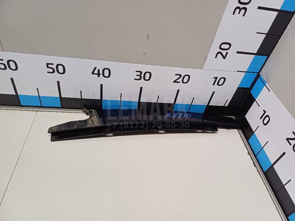 Накладка двери задней левой