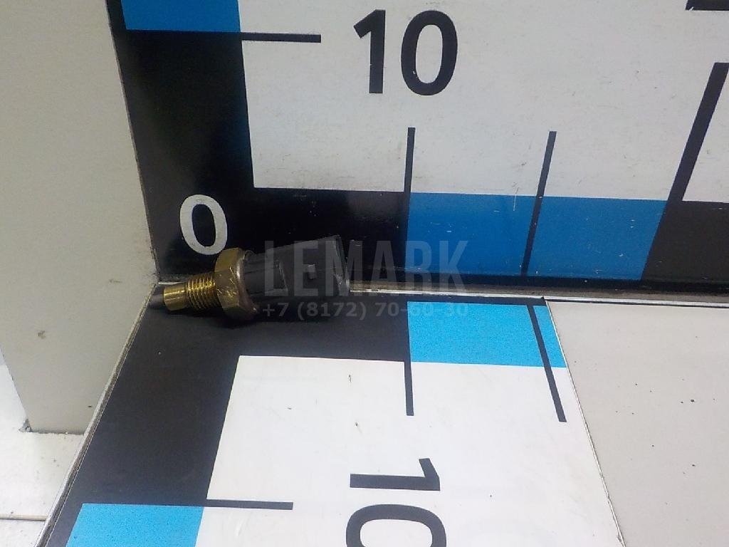 Датчик включения заднего хода