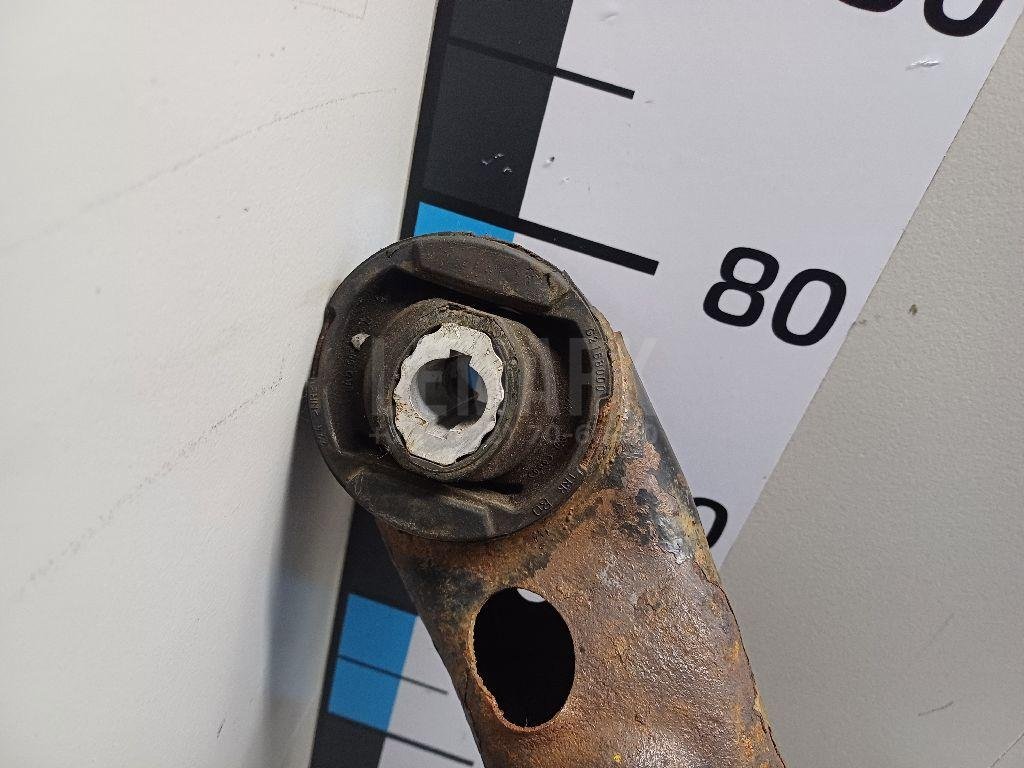 Балка задняя