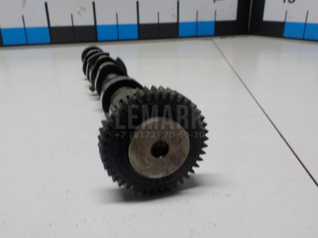 Распредвал выпускной