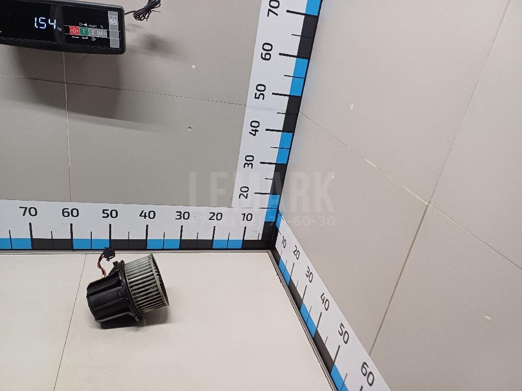 Моторчик отопителя