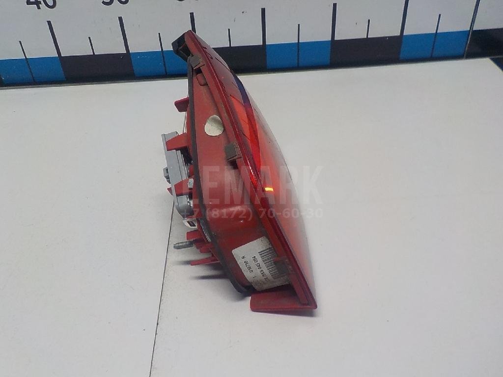 Фонарь задний внутренний правый