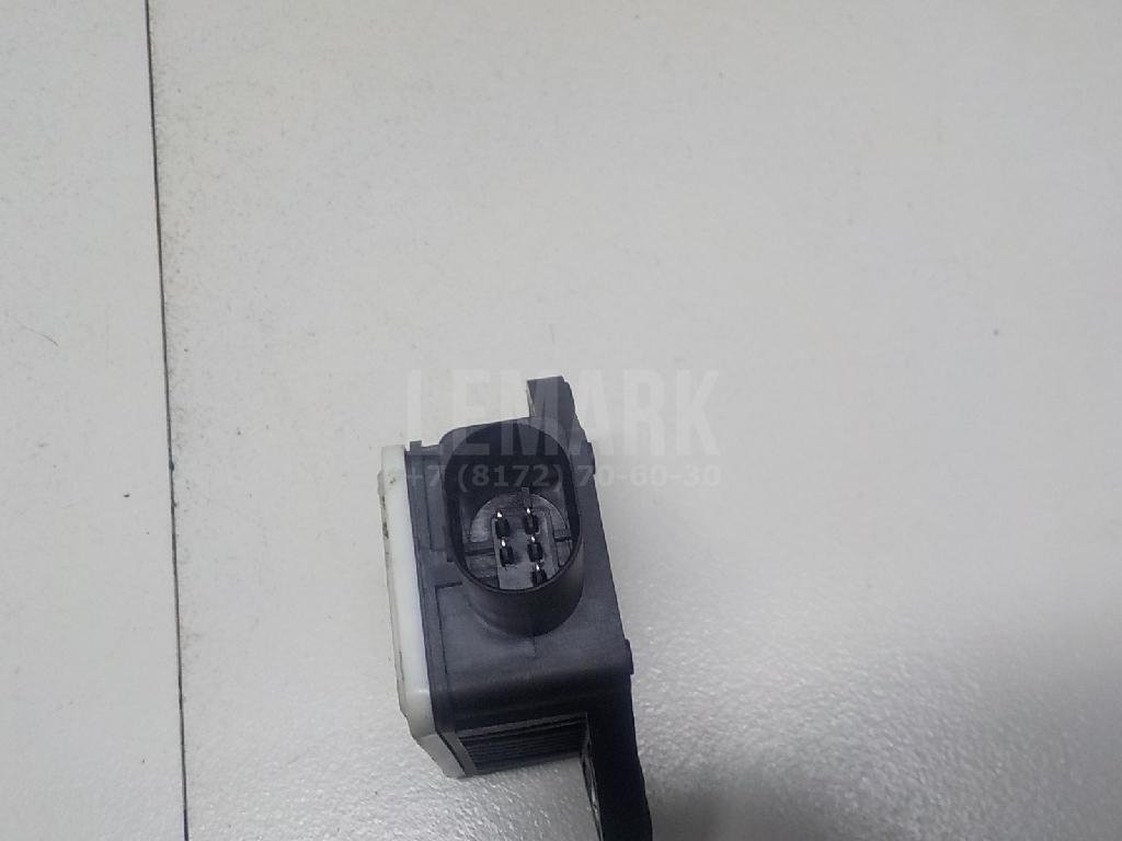 Датчик ускорения