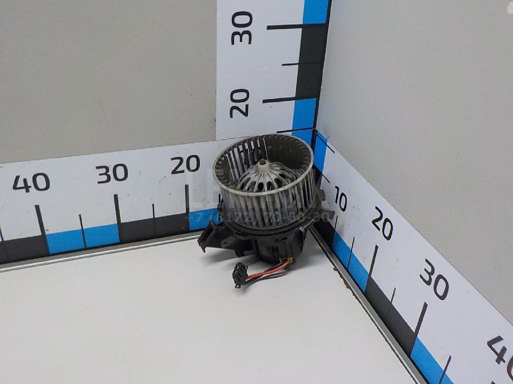 Моторчик отопителя