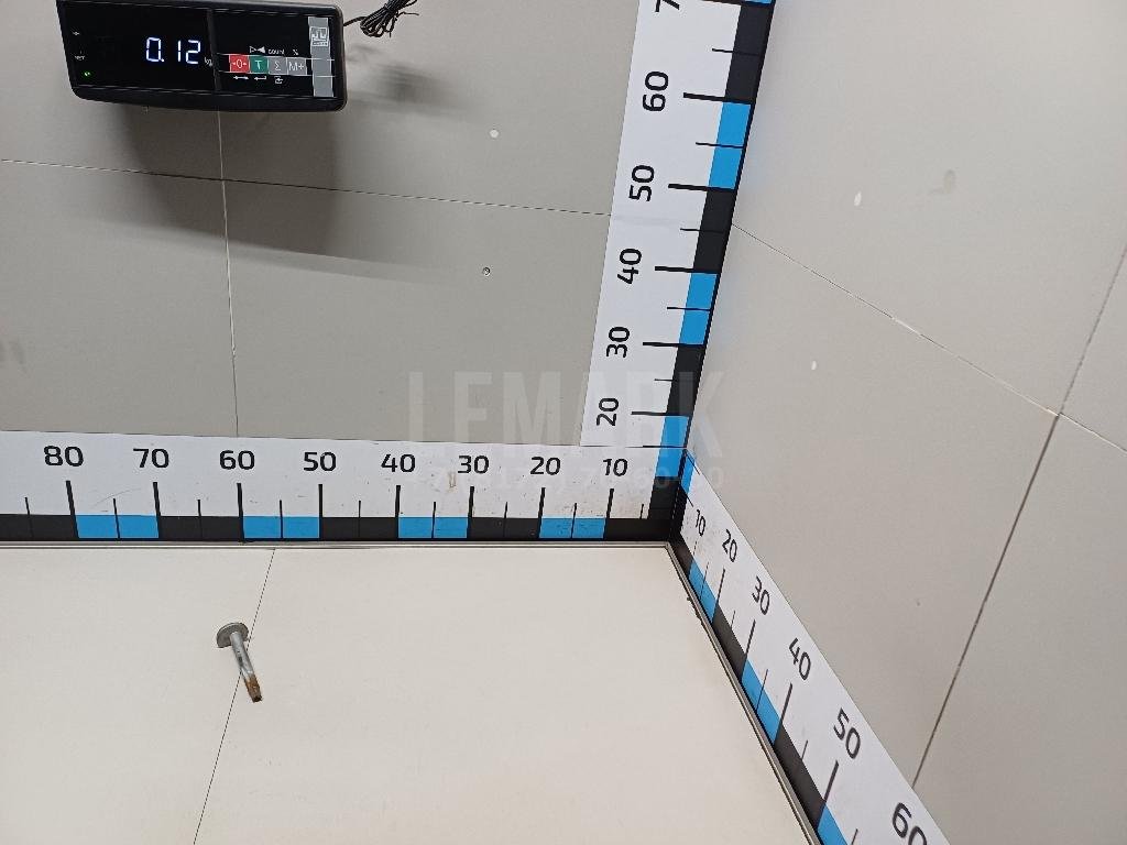 Болт развала задних колес