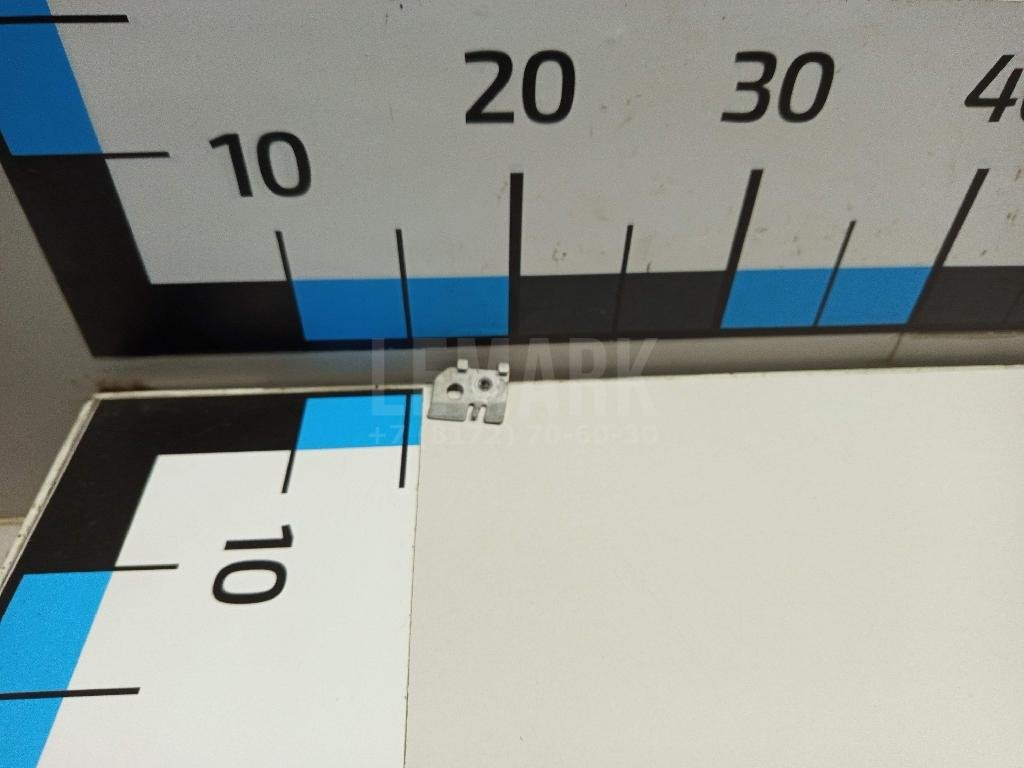 Пластина крепежная