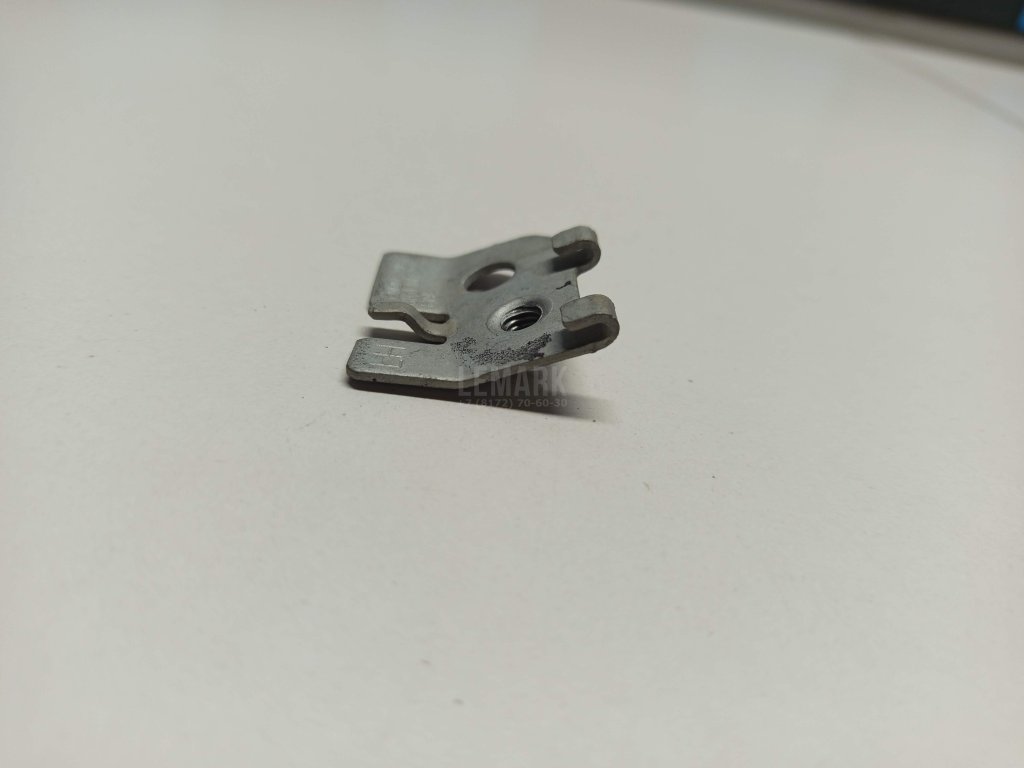 Пластина крепежная