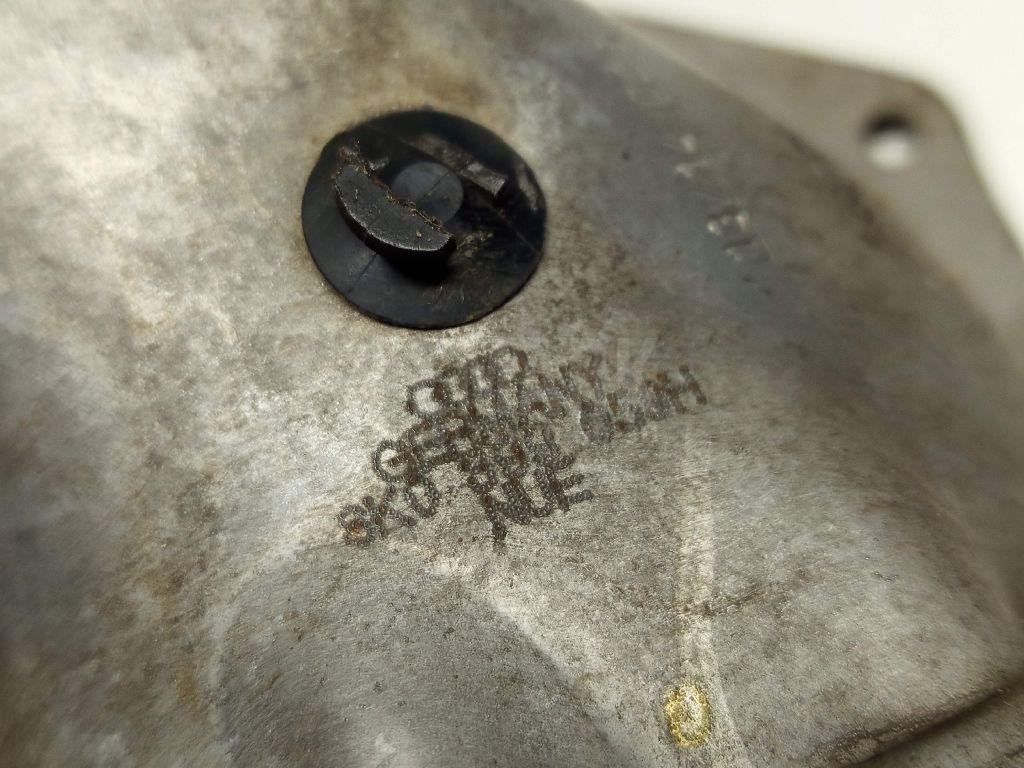 Кронштейн КПП левый