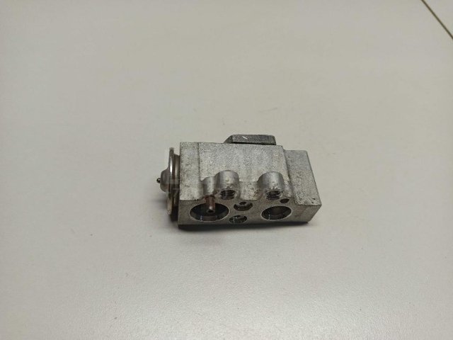 Клапан кондиционера