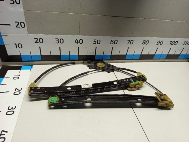 Стеклоподъемник электр. передний левый