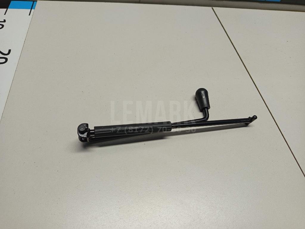 Тяга домкрата