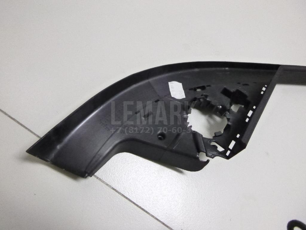 Накладка двери передней левой