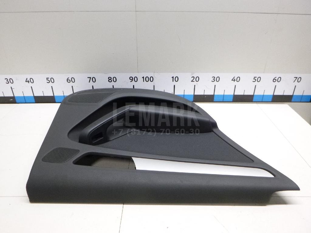 Обшивка двери задней левой