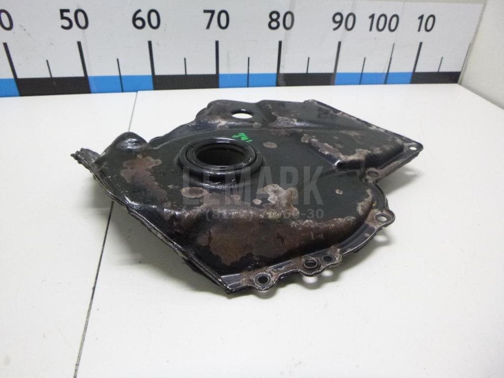 Крышка двигателя передняя