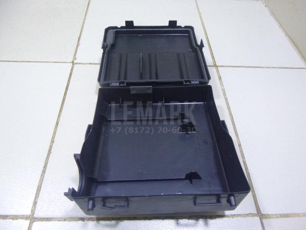 Корпус блока предохранителей