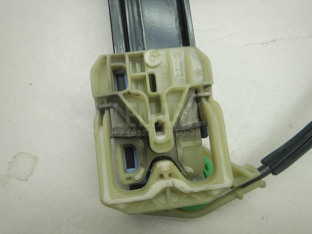 Стеклоподъемник электр. передний правый