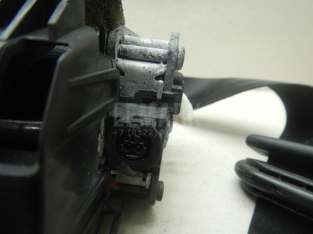 Ремень безопасности с пиропатроном