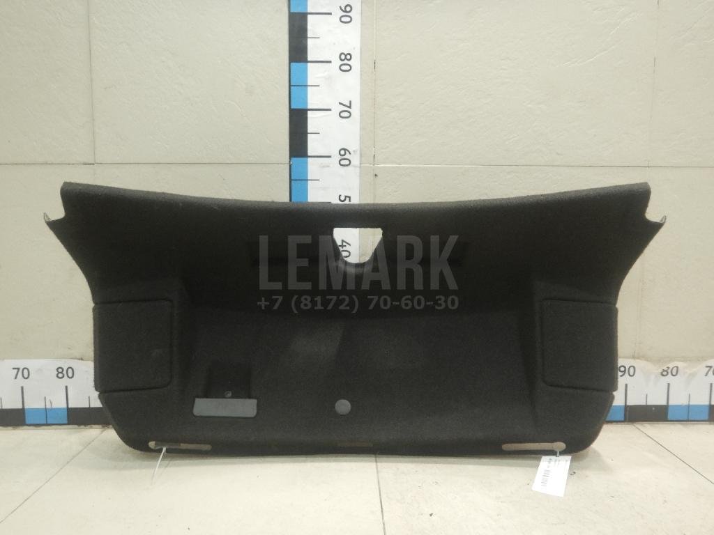 Обшивка крышки багажника