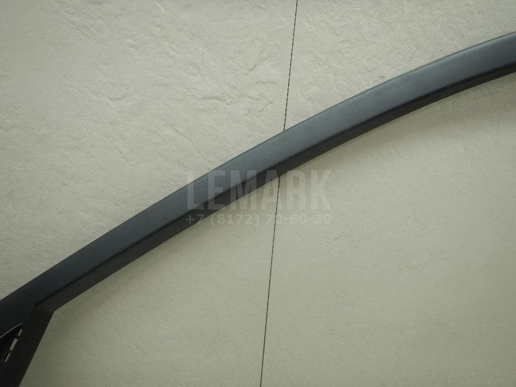 Накладка двери передней правой