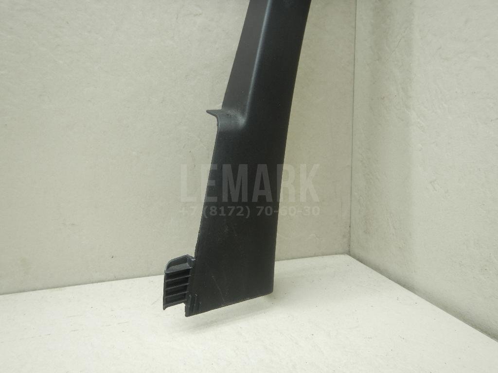 Накладка двери передней правой