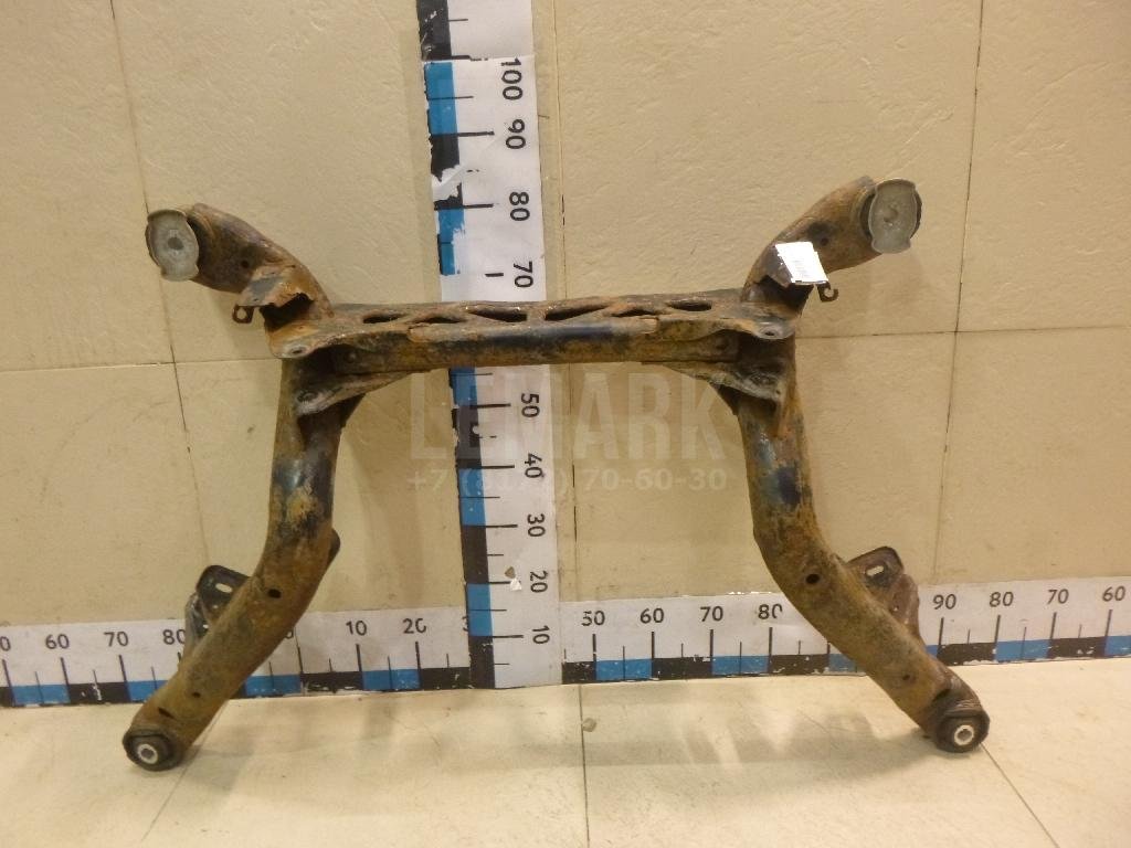 Балка задняя