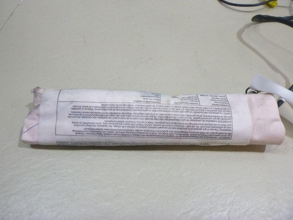 Подушка безопасности боковая (в сиденье)