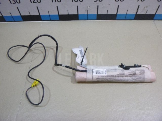 Подушка безопасности боковая (в сиденье)