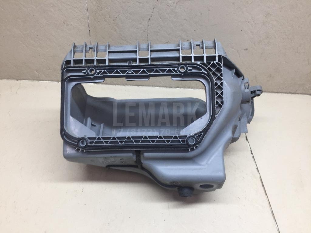 Корпус блока предохранителей для  Audi A4 [B6] 2000-2004