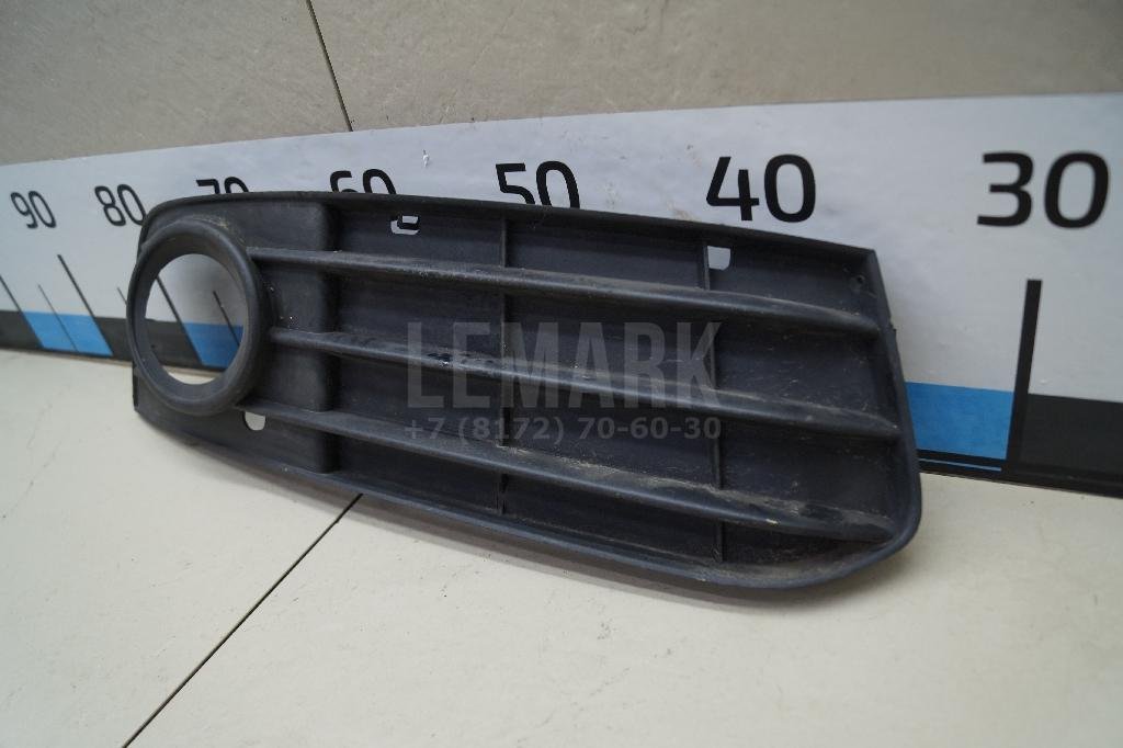 Решетка в бампер правая для  Audi A5/S5 [8F] Cabrio 2010-2016