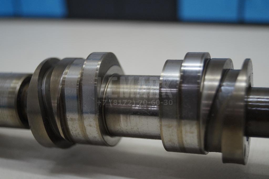 Распредвал выпускной