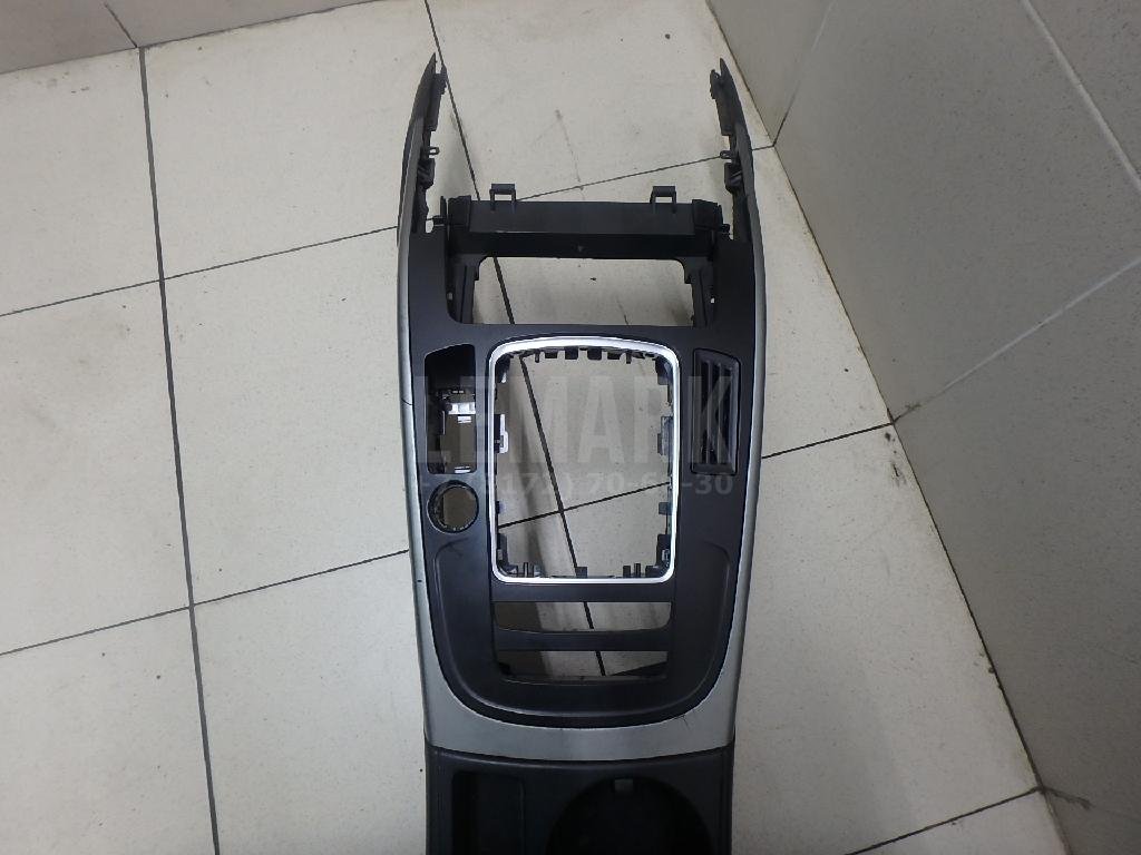 Подлокотник