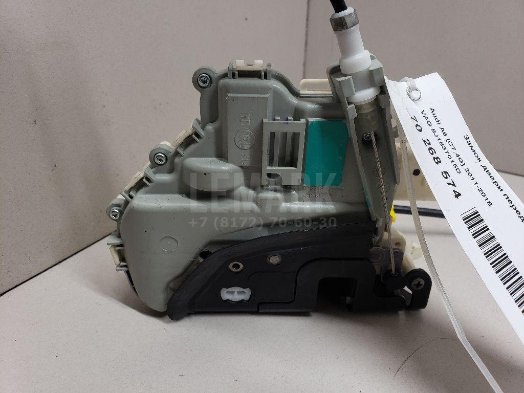 Замок двери передней левой