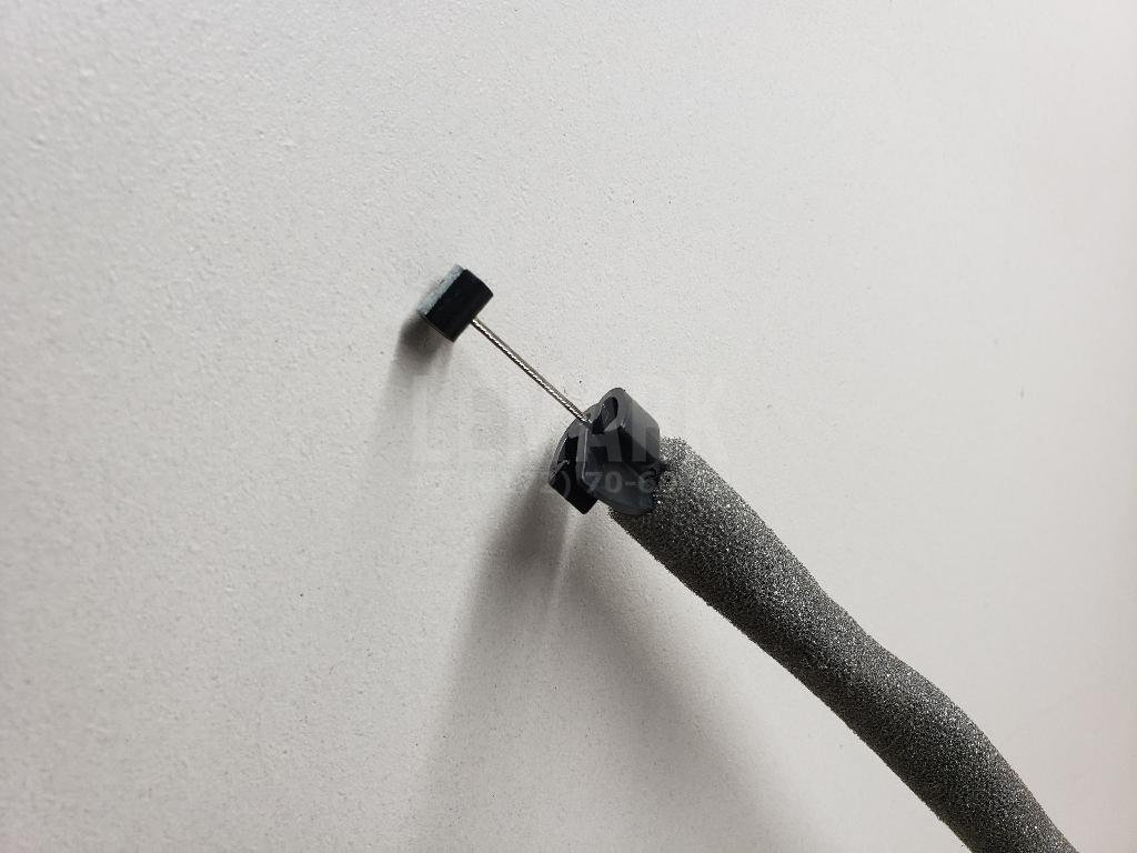 Замок двери передней левой