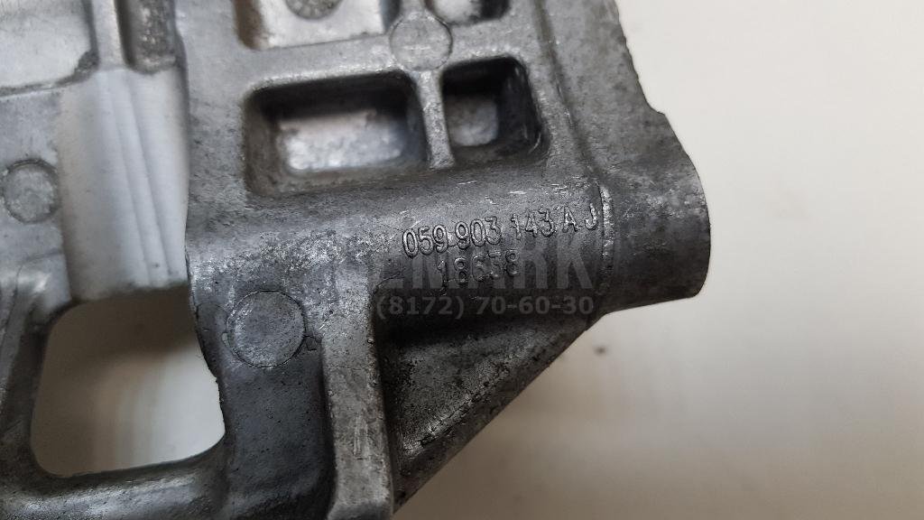 Кронштейн генератора