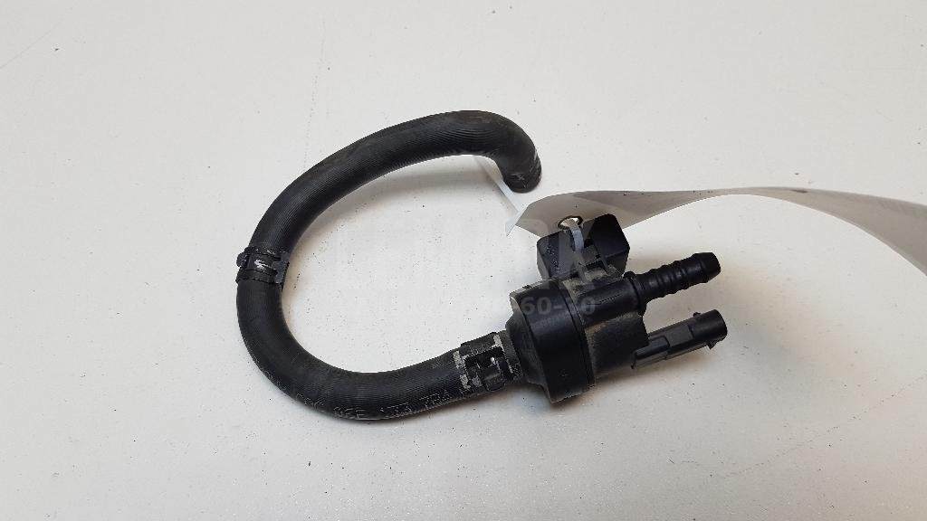 Клапан вакуумный