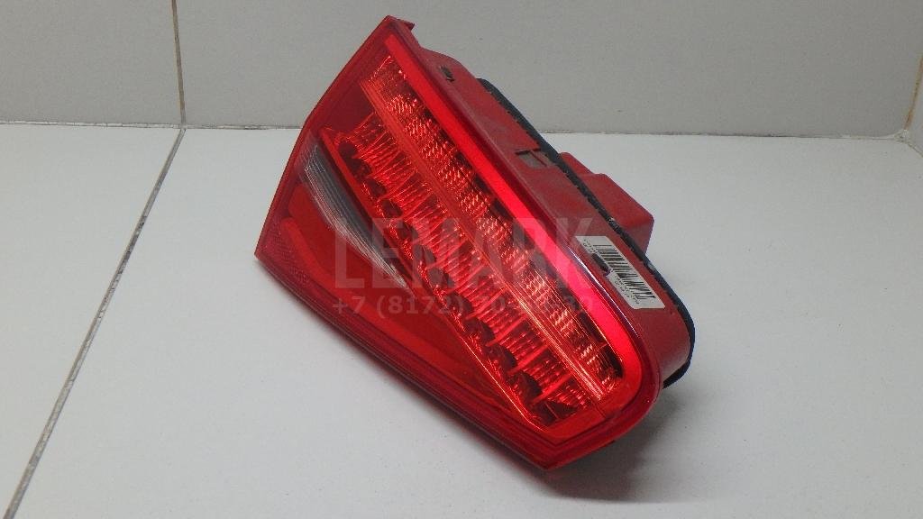 Фонарь задний внутренний левый