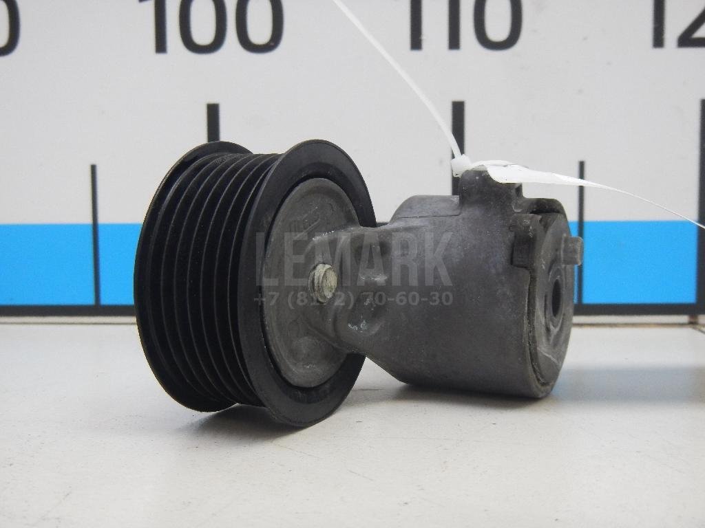 Ролик руч.ремня с кронштейном