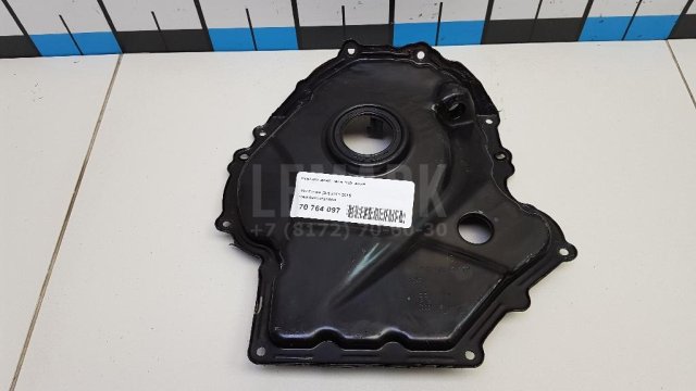 Крышка двигателя передняя