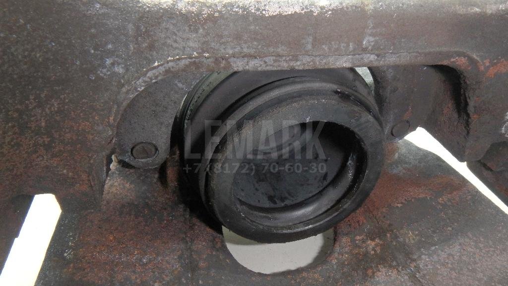 Суппорт тормозной передний правый