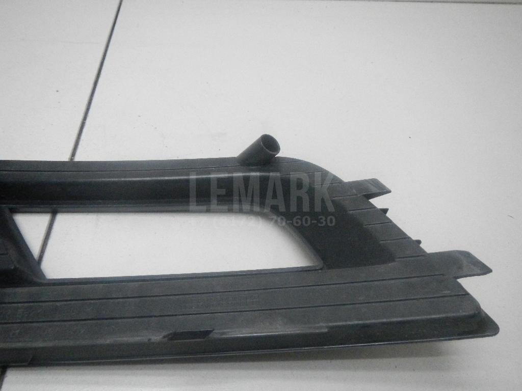 Решетка в бампер правая