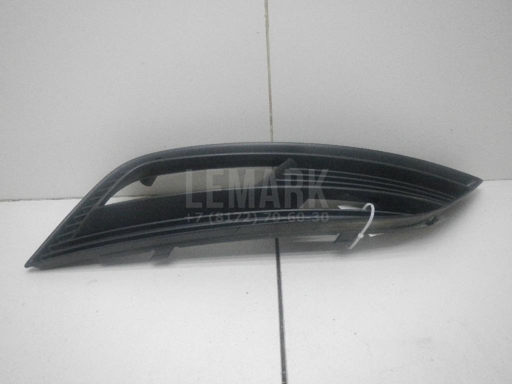 Решетка в бампер правая