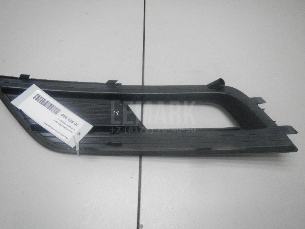 Решетка в бампер правая