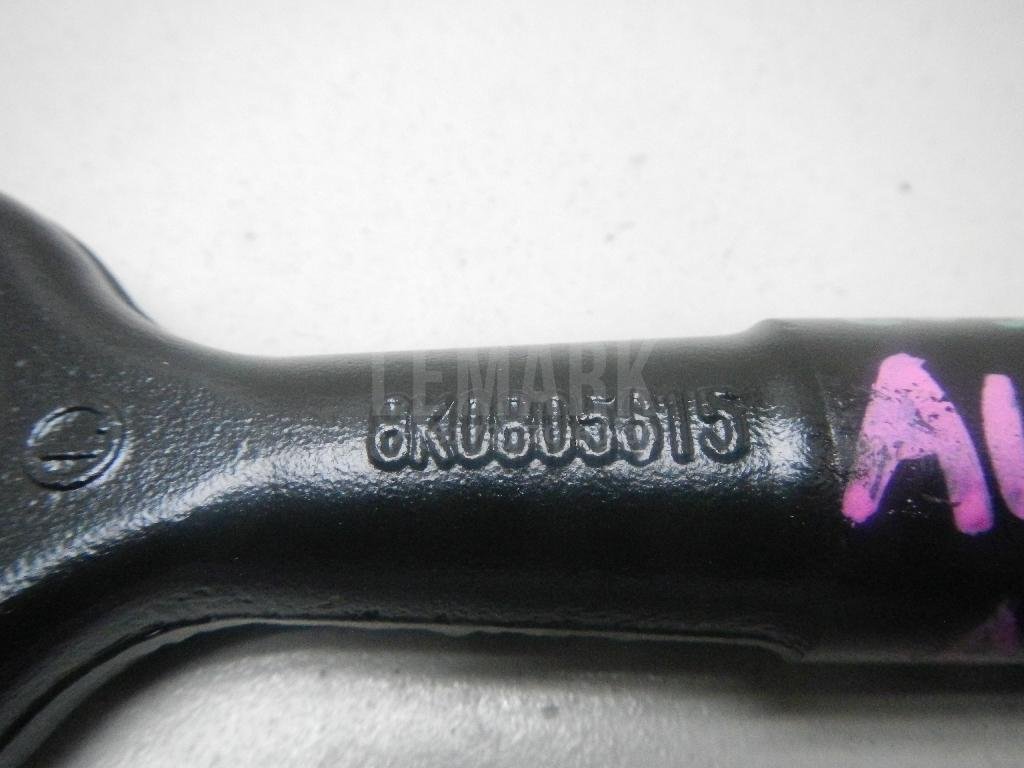 Крюк буксировочный