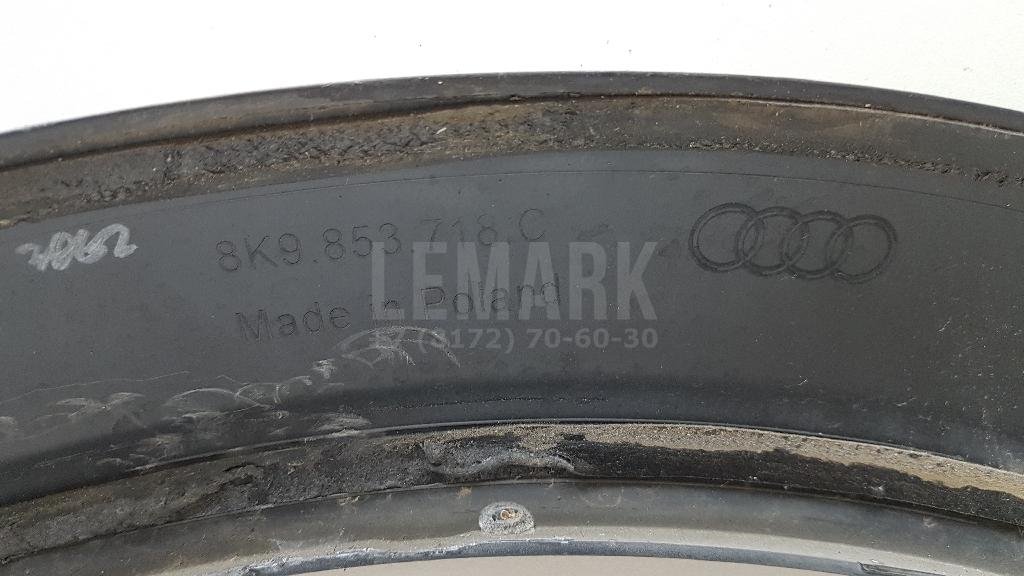 Накладка переднего крыла правого