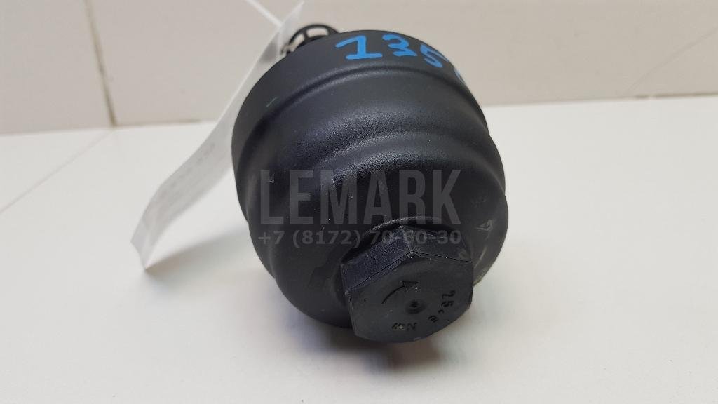 Крышка масляного фильтра