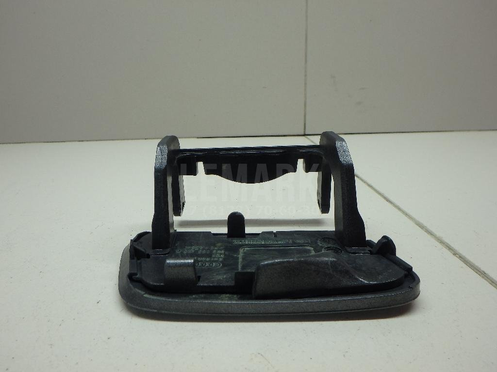 Крышка форсунки омывателя